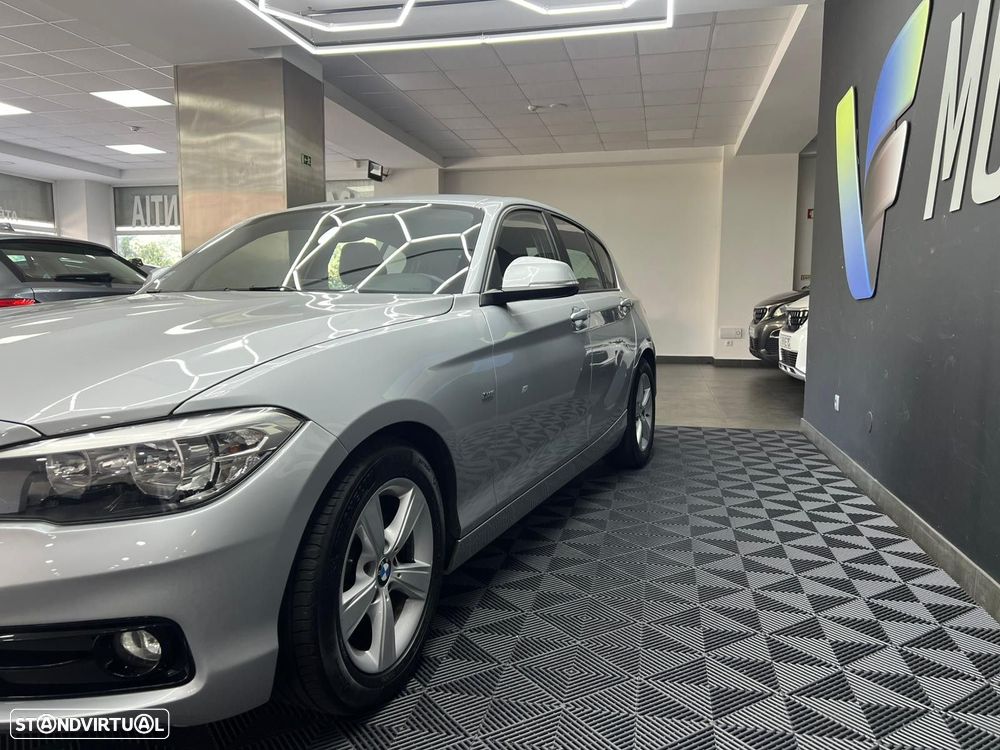 BMW 116 d EDynamics Line Sport - 8