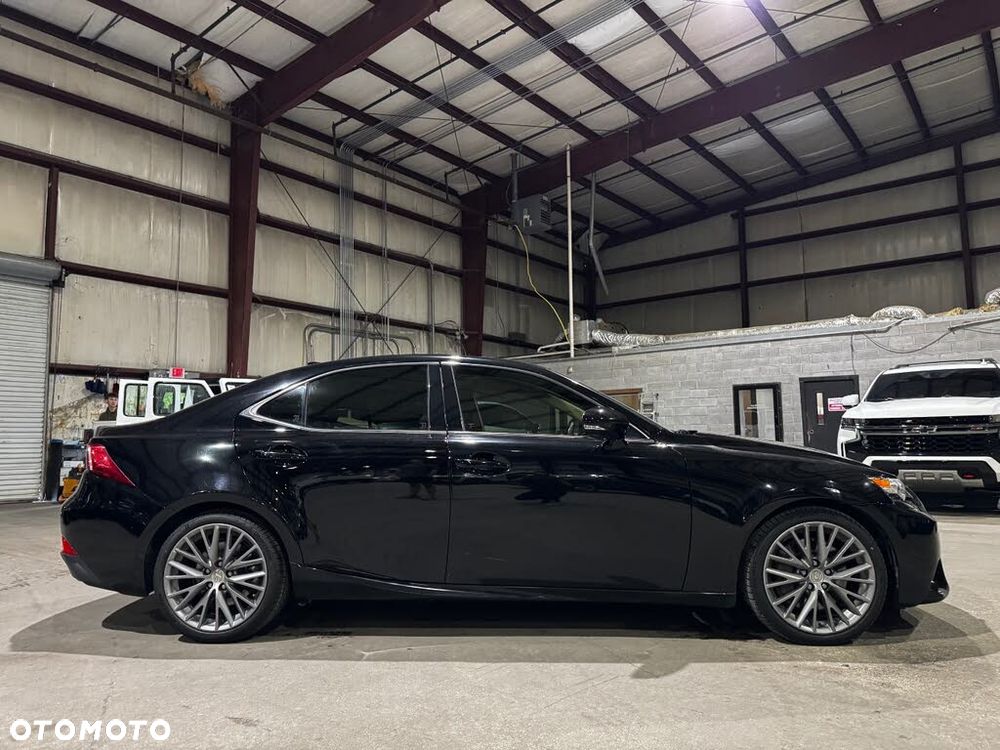 Lexus IS 200t Prestige - 7