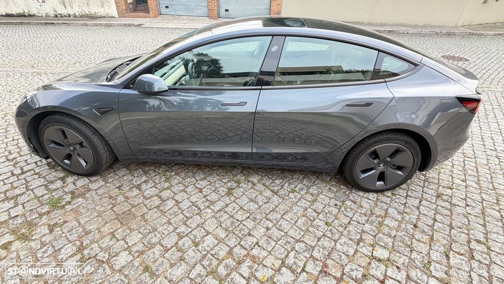Tesla Model 3 Long Range Tração Traseira - 5