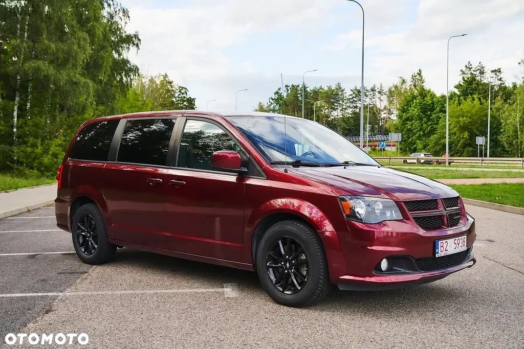 Dodge Grand Caravan - 1
