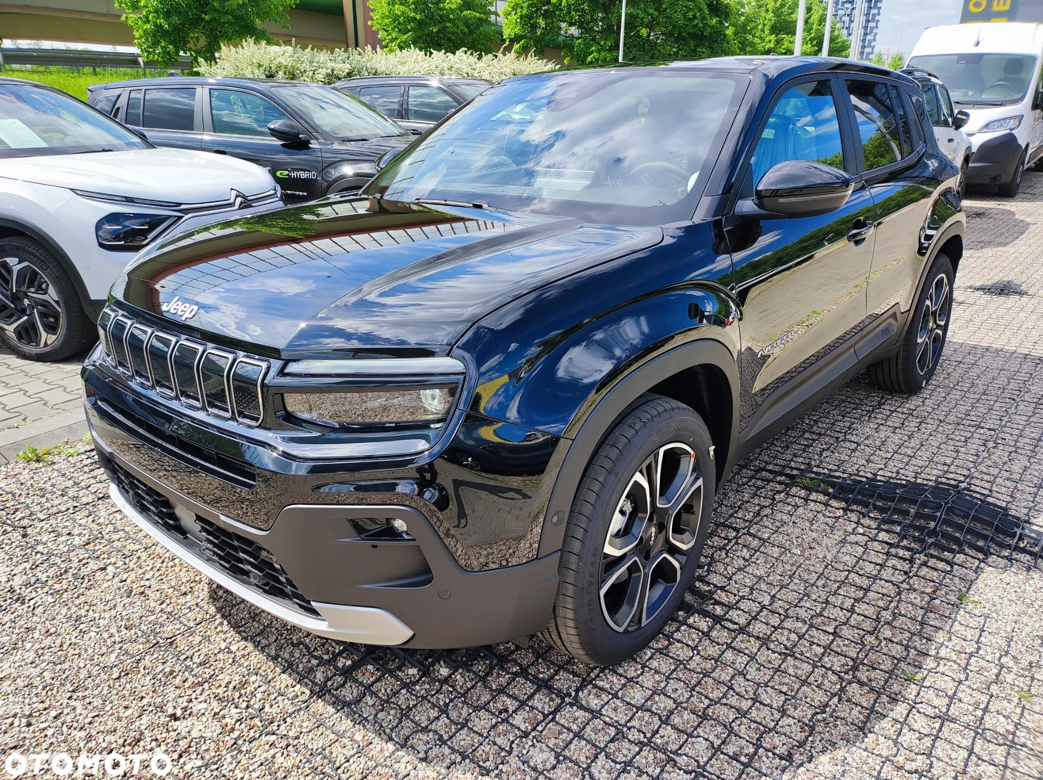 Jeep Avenger 1.2 T3 mHEV Summit FWD eDCT6 - 12