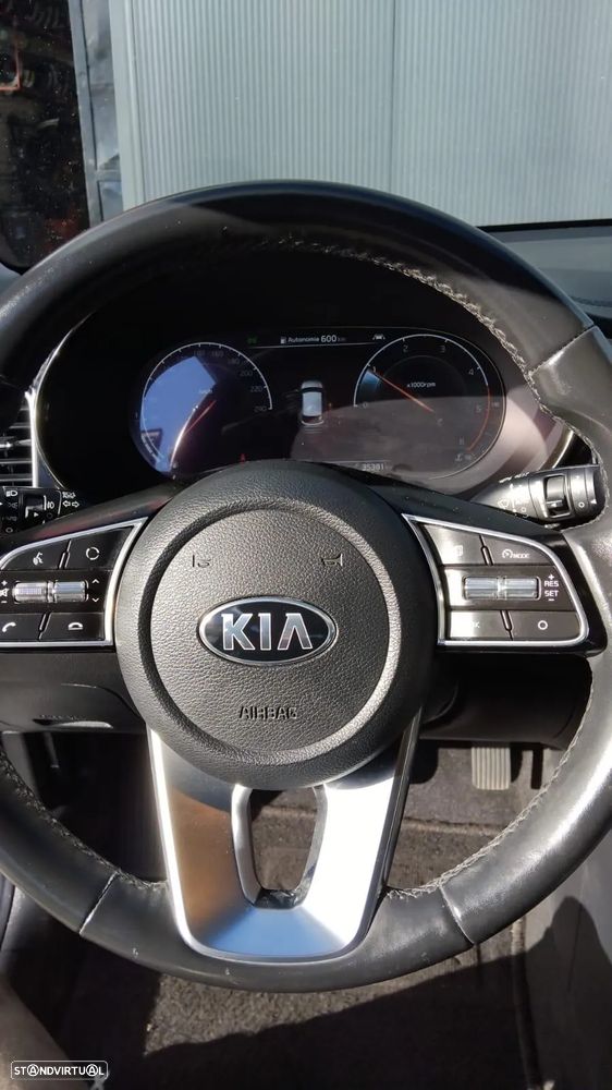 Kia XCeed - 3