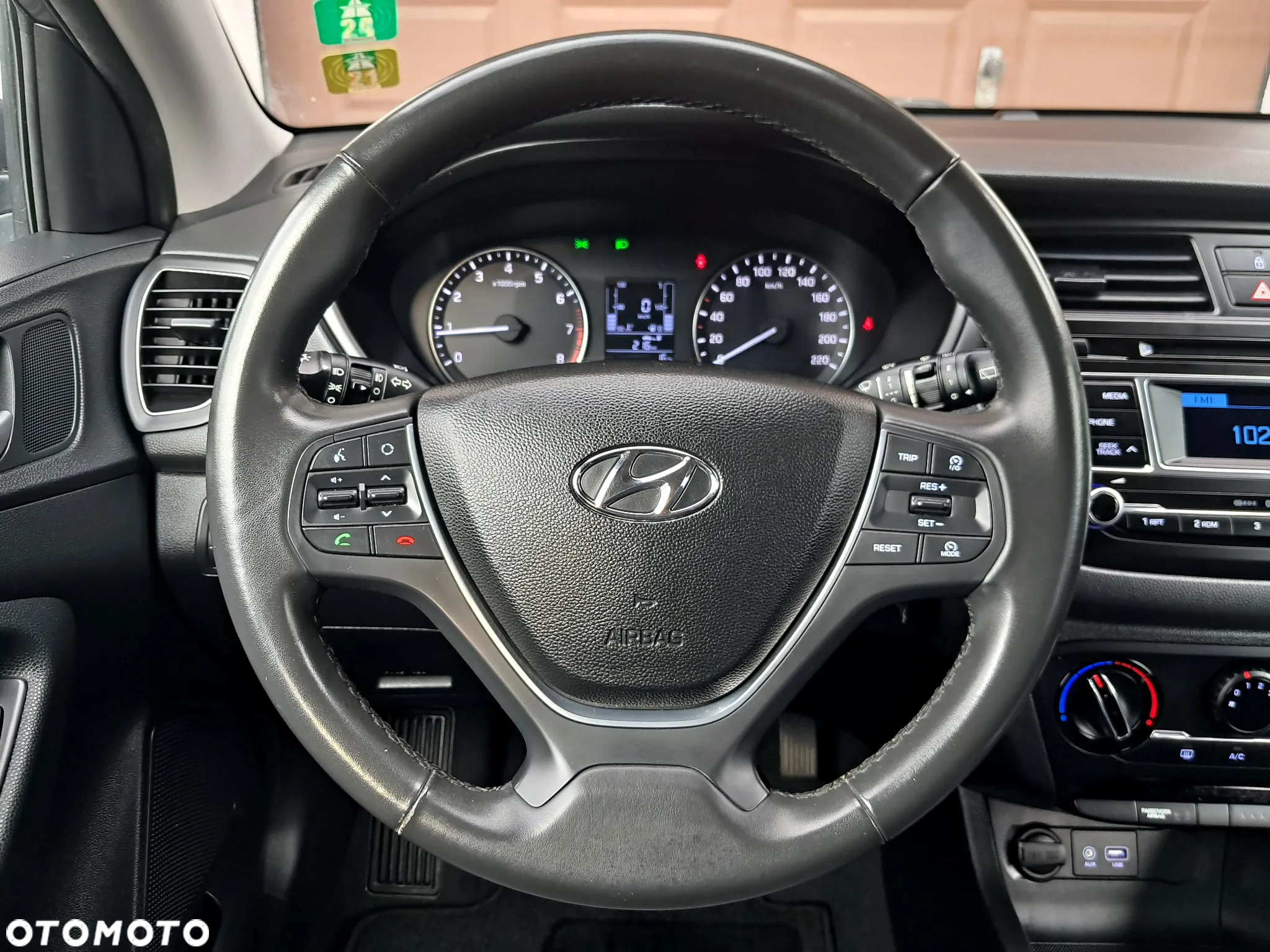 Hyundai i20 blue 1.2 Style - 26
