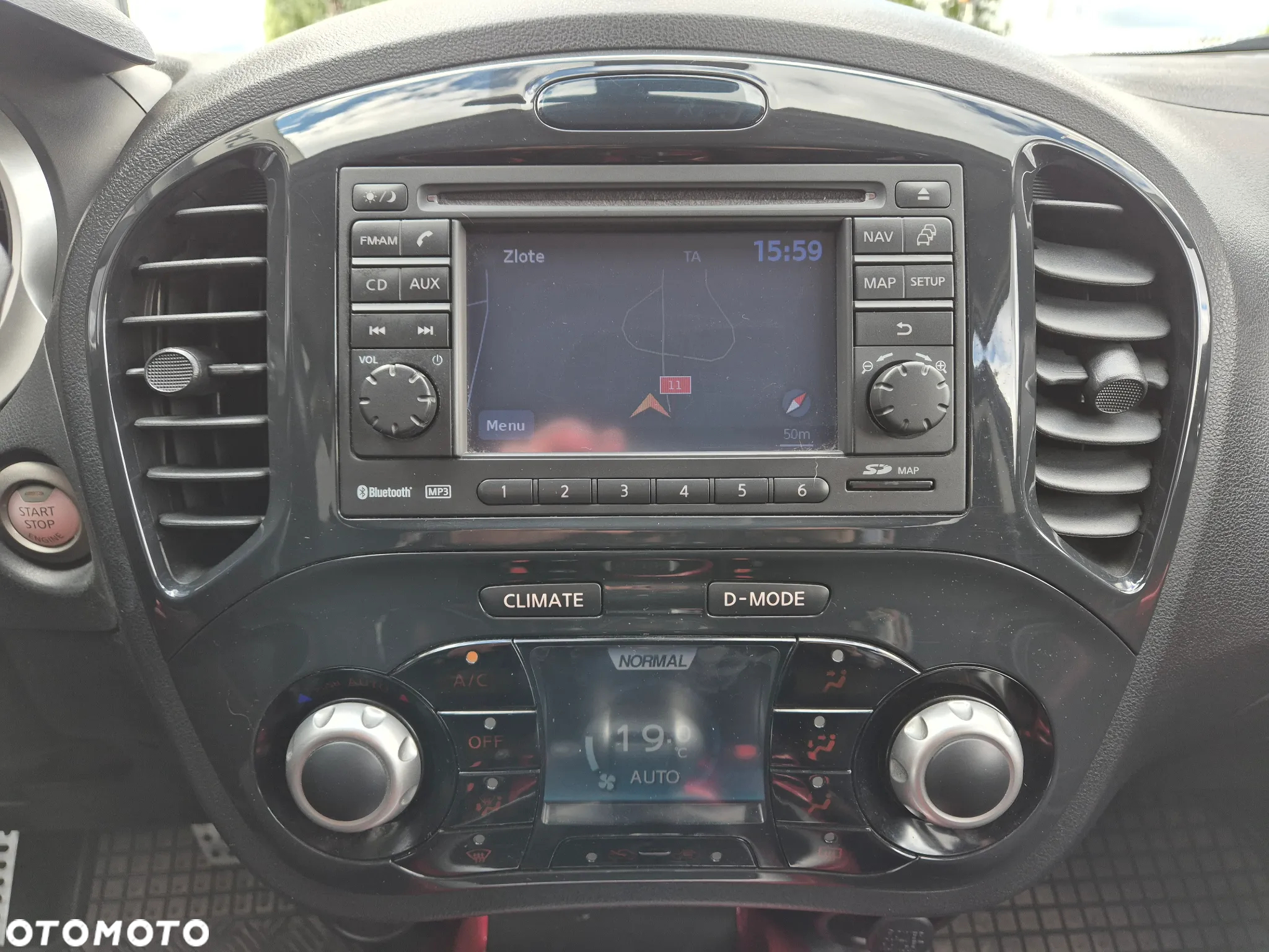 Nissan Juke 1.6 T Tekna 4x4 - 14