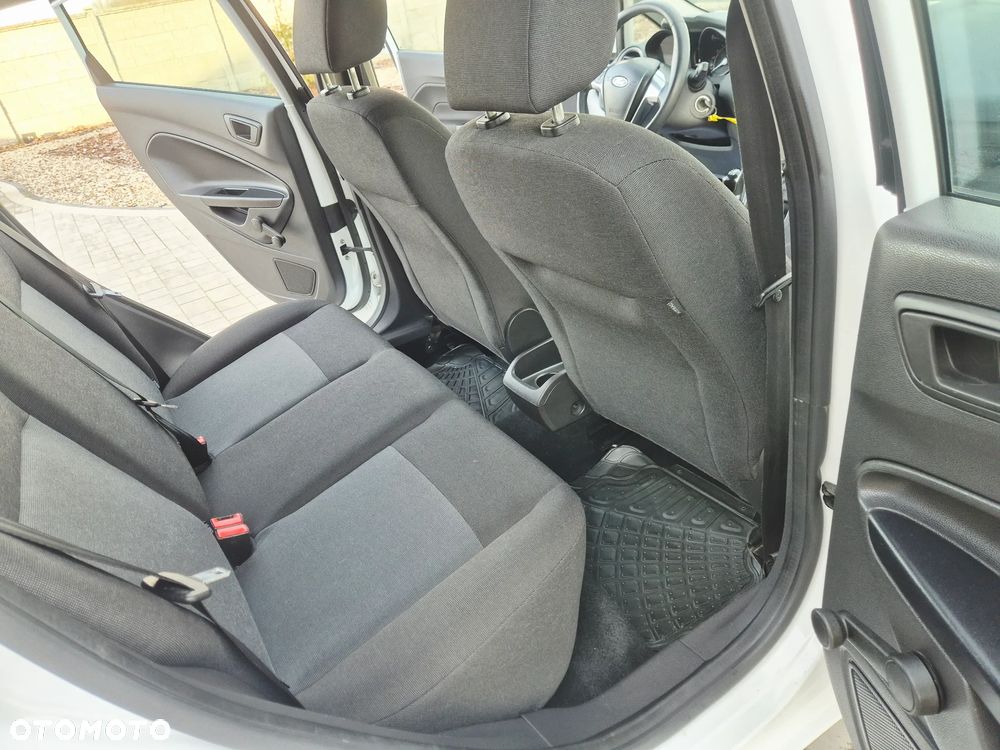 Ford Fiesta 1.25 Celebration - 7
