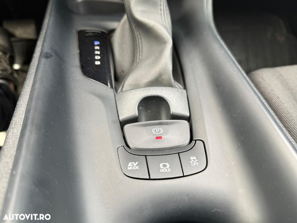 Toyota C-HR - 21