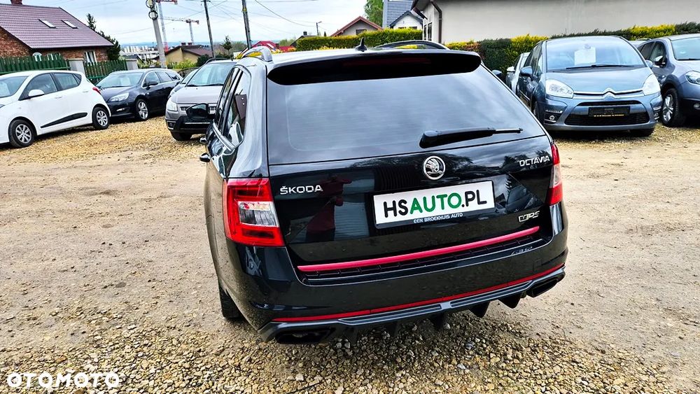 Skoda Octavia 2.0 TSI RS DSG - 17