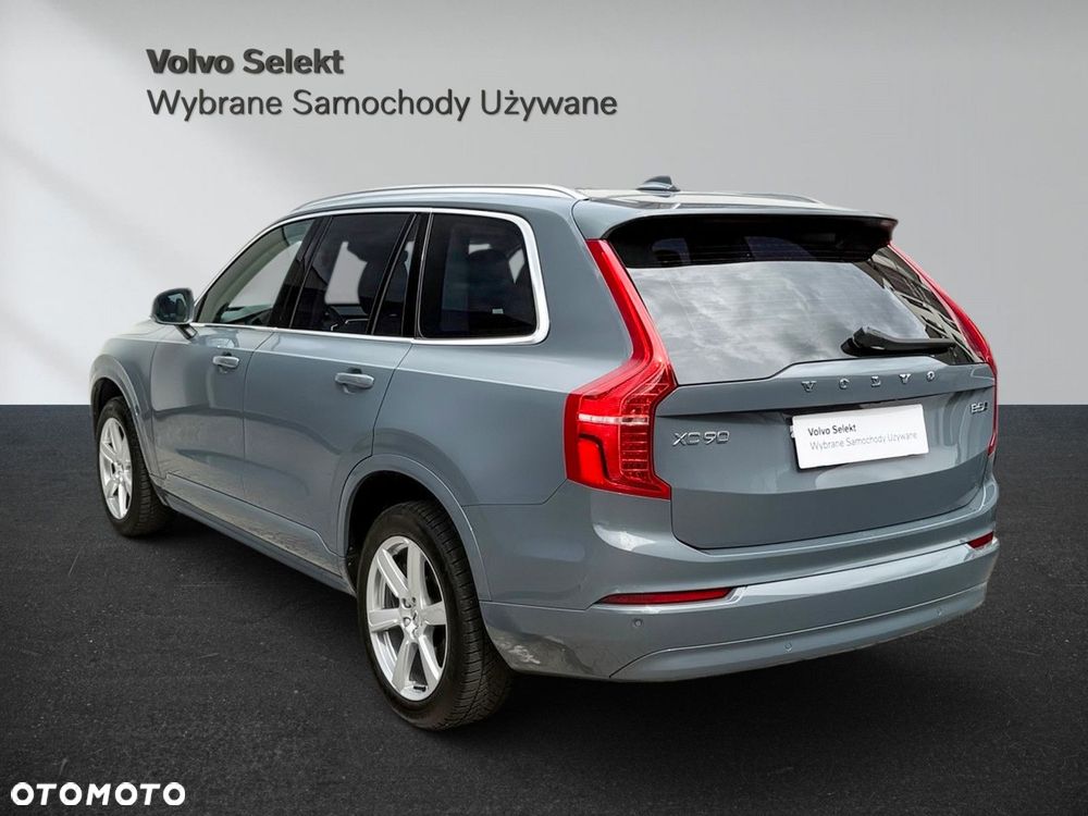 Volvo XC 90 - 7