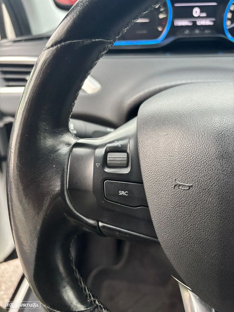 Peugeot 2008 PureTech 110 Stop&Start Allure - 55