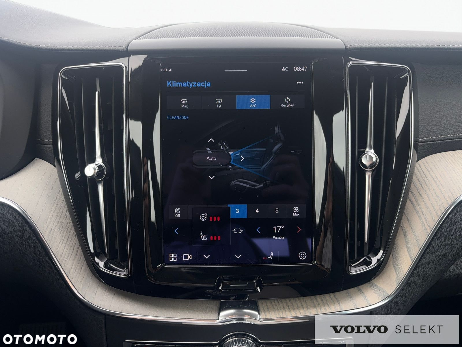 Volvo XC 60 - 26