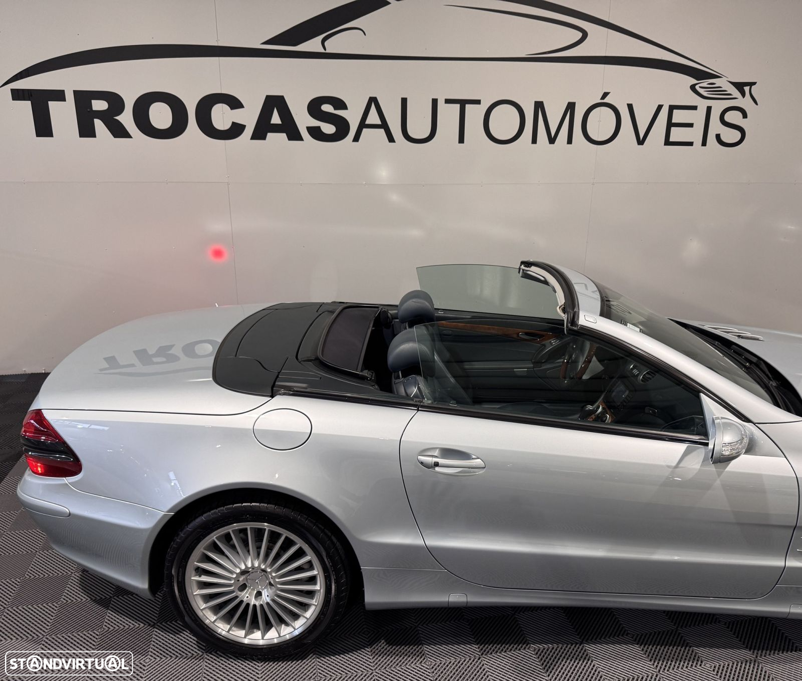 Mercedes-Benz SL 500 Standard - 53