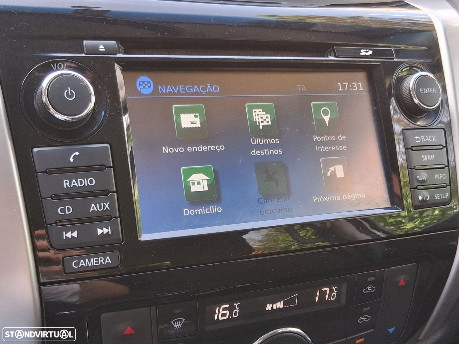 Nissan Navara 2.3 dCi CD 4WD N-Connecta Nav+Barras - 43