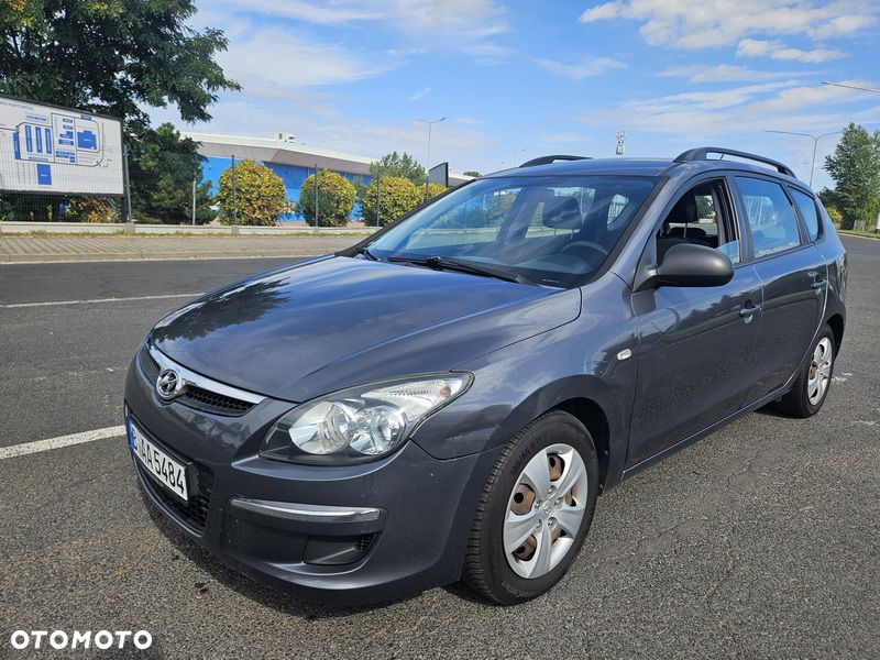 Hyundai i30 1.6 Comfort - 12