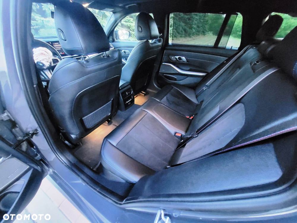 BMW Seria 3 M340d xDrive - 10