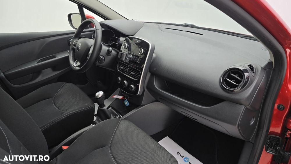 Renault Clio - 20