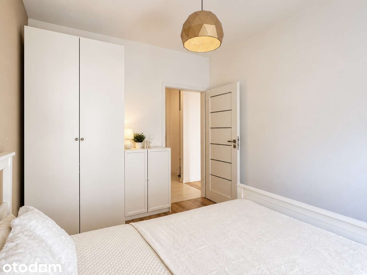 Nowoczesny apartament z balkonem | Wola Skwer | 42 m²