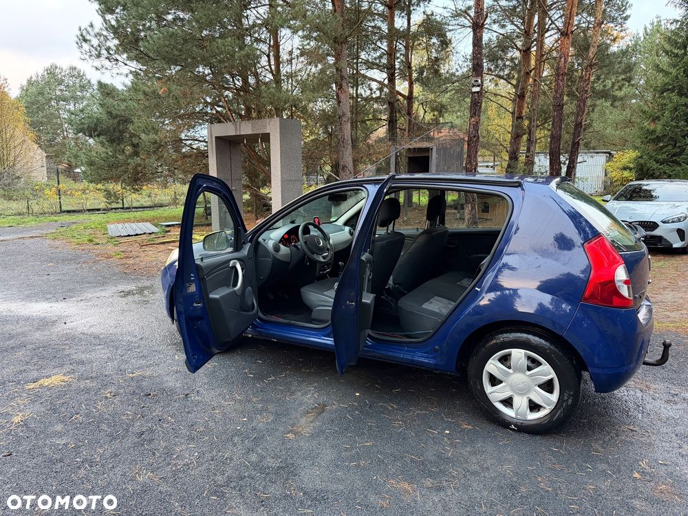 Dacia Sandero - 16