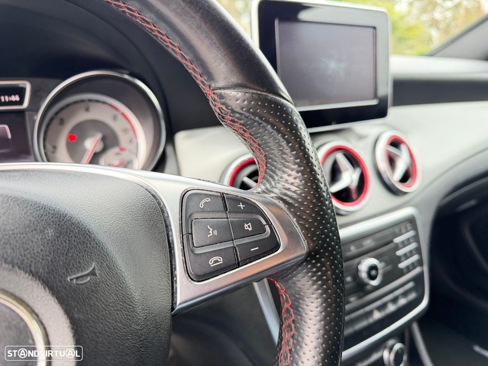 Mercedes-Benz CLA 200 d AMG Line - 16
