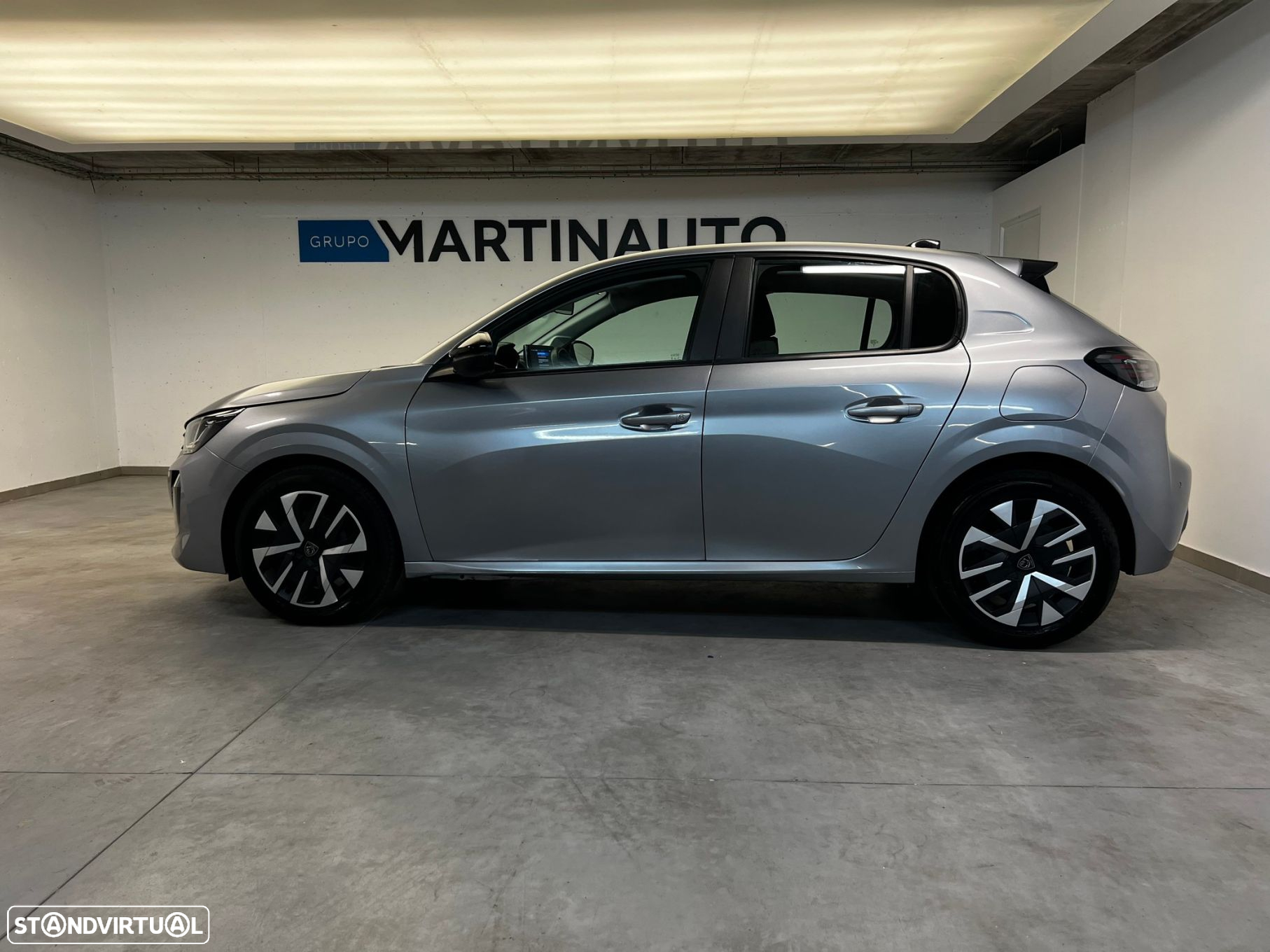 Peugeot 208 1.2 PureTech Active - 8