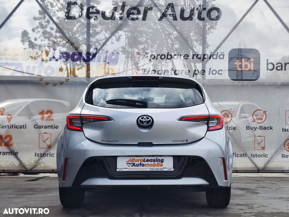 Toyota Corolla 1.8 HSD Business - 11