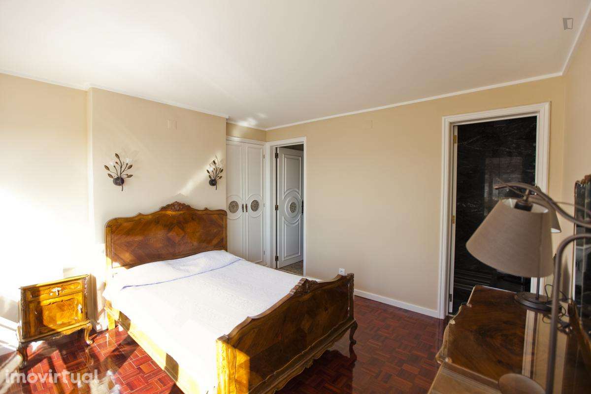 Estúdio - localizado em Restelo Lisbon - Grande imagem: 2/13