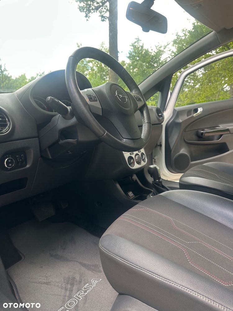 Opel Corsa 1.4 16V Automatik 150 Jahre - 27