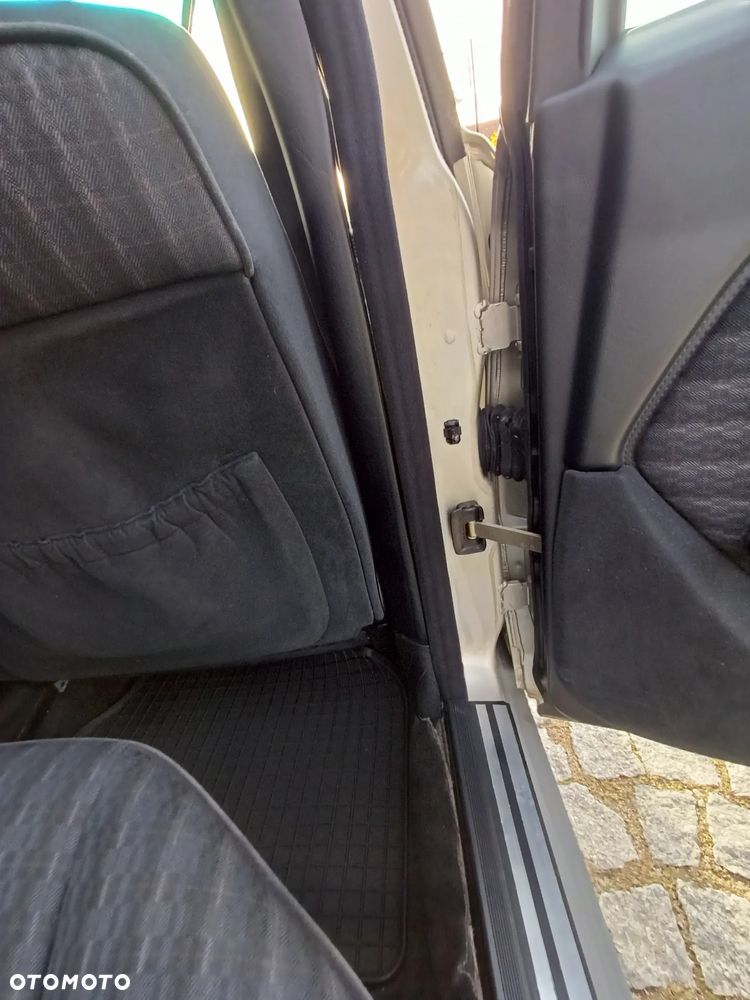 Mercedes-Benz W124 (1984-1993) - 18