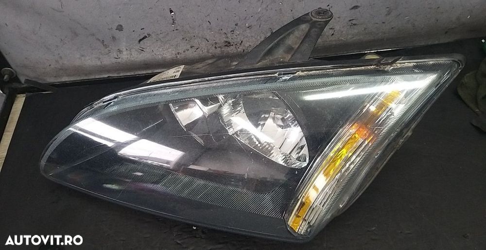 Far stanga ford focus 2 - 1