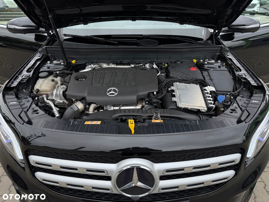Mercedes-Benz GLB 220 d 4-Matic 8G-DCT - 40