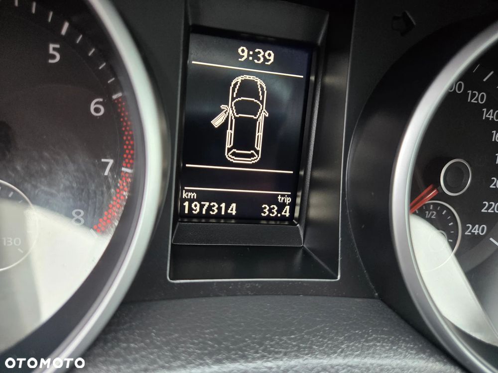 Volkswagen Golf - 13