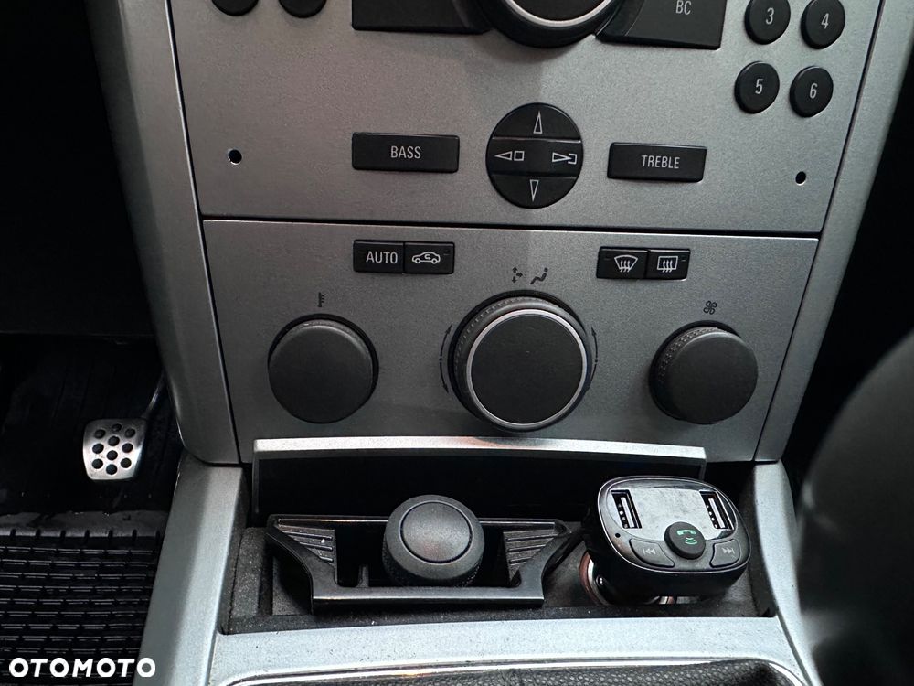 Opel Astra III 1.8 Enjoy - 15