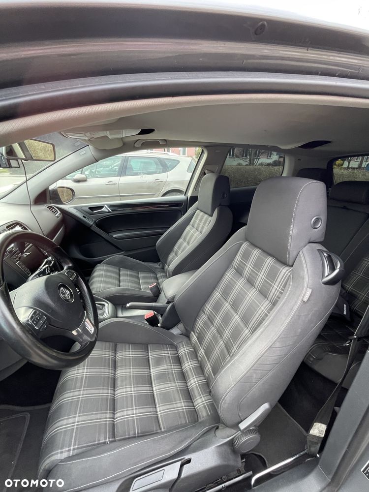 Volkswagen Golf 2.0 TDI Trendline - 12