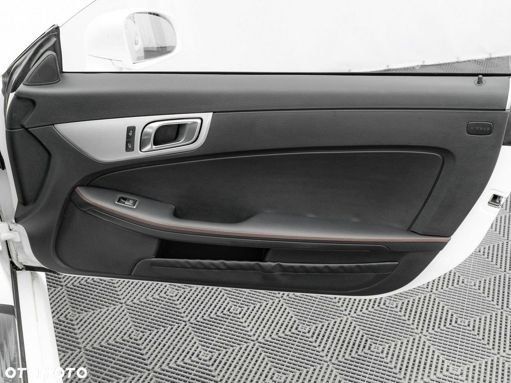 Mercedes-Benz SLK - 26