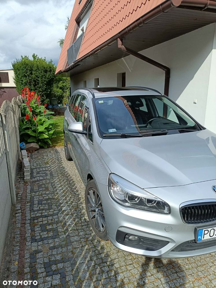 BMW Seria 2 220d xDrive Luxury Line - 2