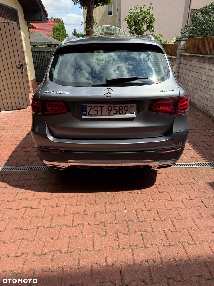 Mercedes-Benz GLC - 35
