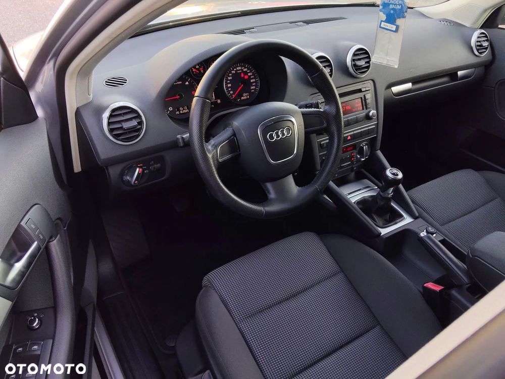 Audi A3 Sportback 2.0 TDI Attraction - 25