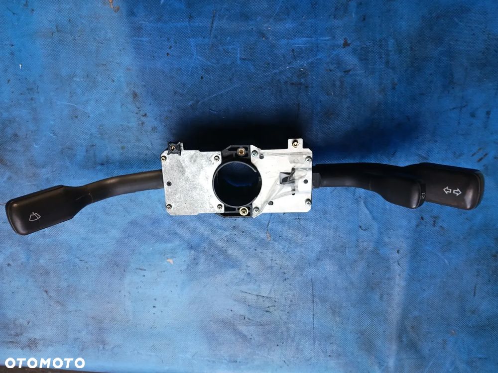 Przełącznik zespolony Audi 80 kierunkowskazów manetki AUDI 80 B4 włącznik świateł 443953513L 4A0953503 Oryginał 443953513H - 6