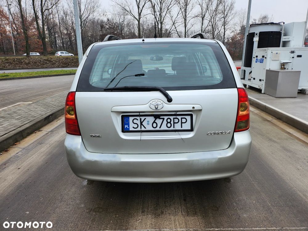 Toyota Corolla 1.6 VVT-i Sol (air6) - 11