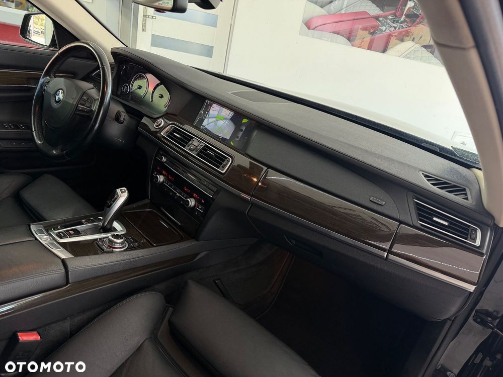 BMW Seria 7 730d - 6