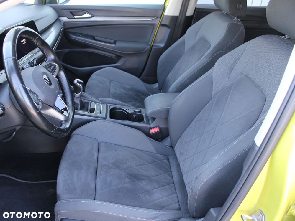Volkswagen Golf - 12