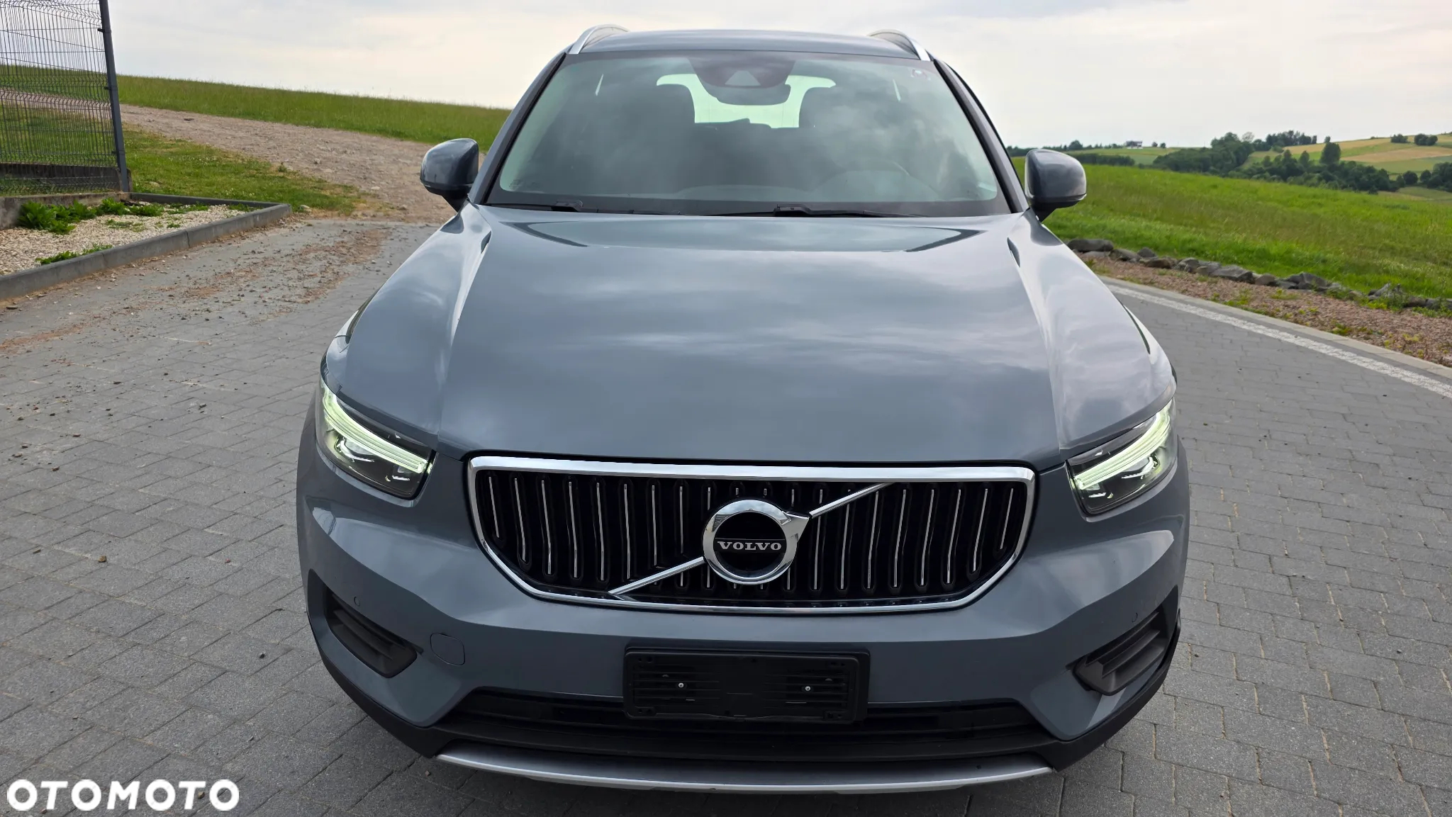 Volvo XC 40 T4 Plug-In Hybrid Core - 2