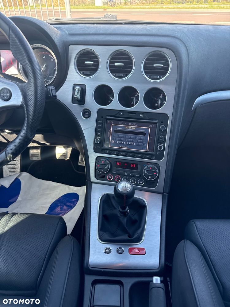 Alfa Romeo 159 2.4 JTDM 20V DPF Q4 ti - 11