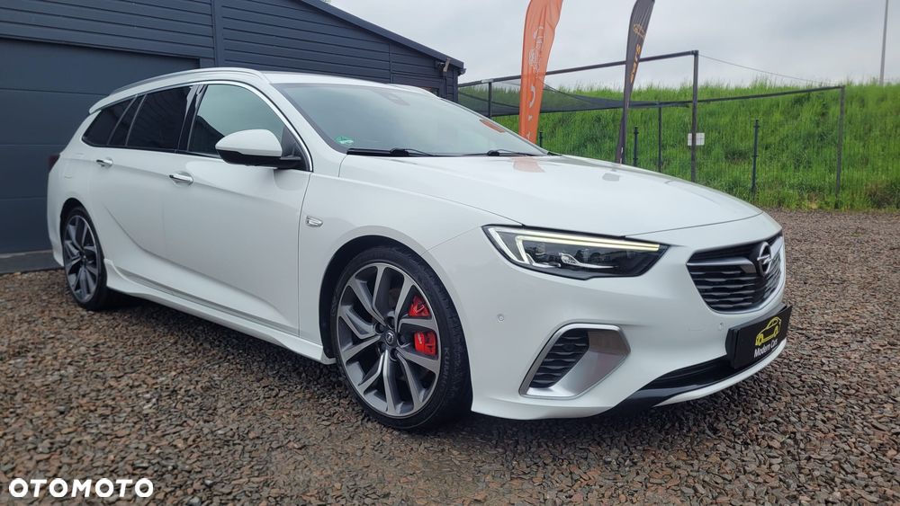Opel Insignia 2.0 BiTurbo D 4x4 Automatik GSI - 3