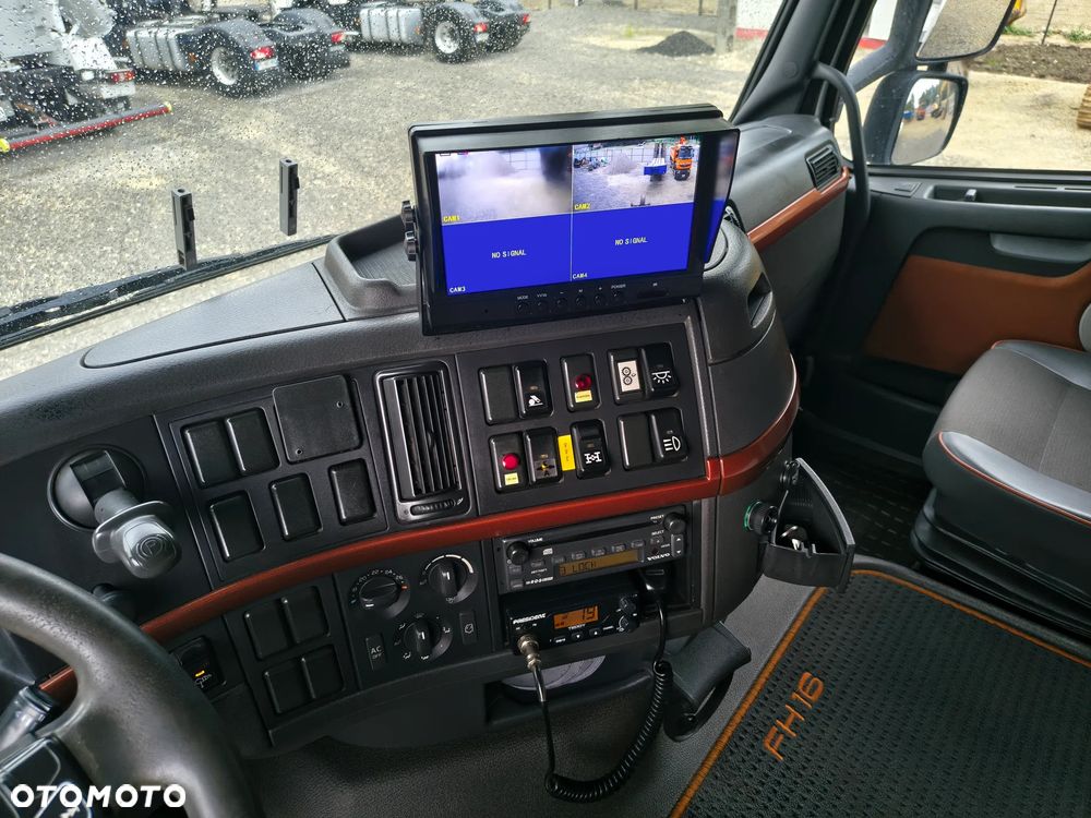 Volvo FH 16 550 Hakowiec Multilift 20 ton 8x4 - 22