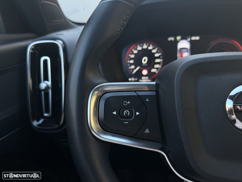 Volvo XC 40 1.5 T4 PHEV Inscription Expression - 36