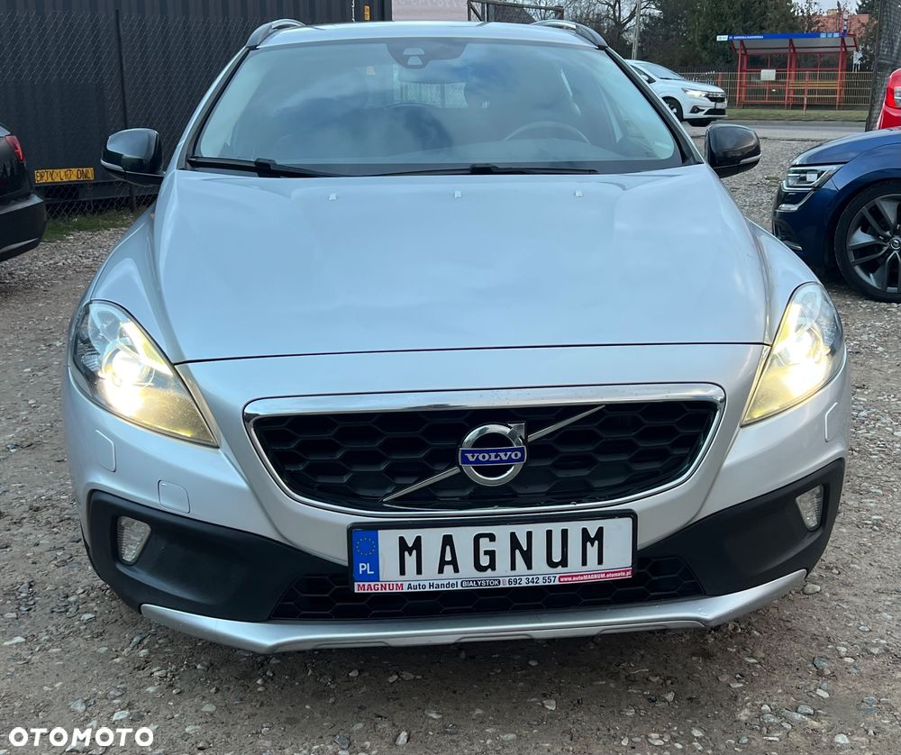 Volvo V40 Cross Country D2 Momentum - 37