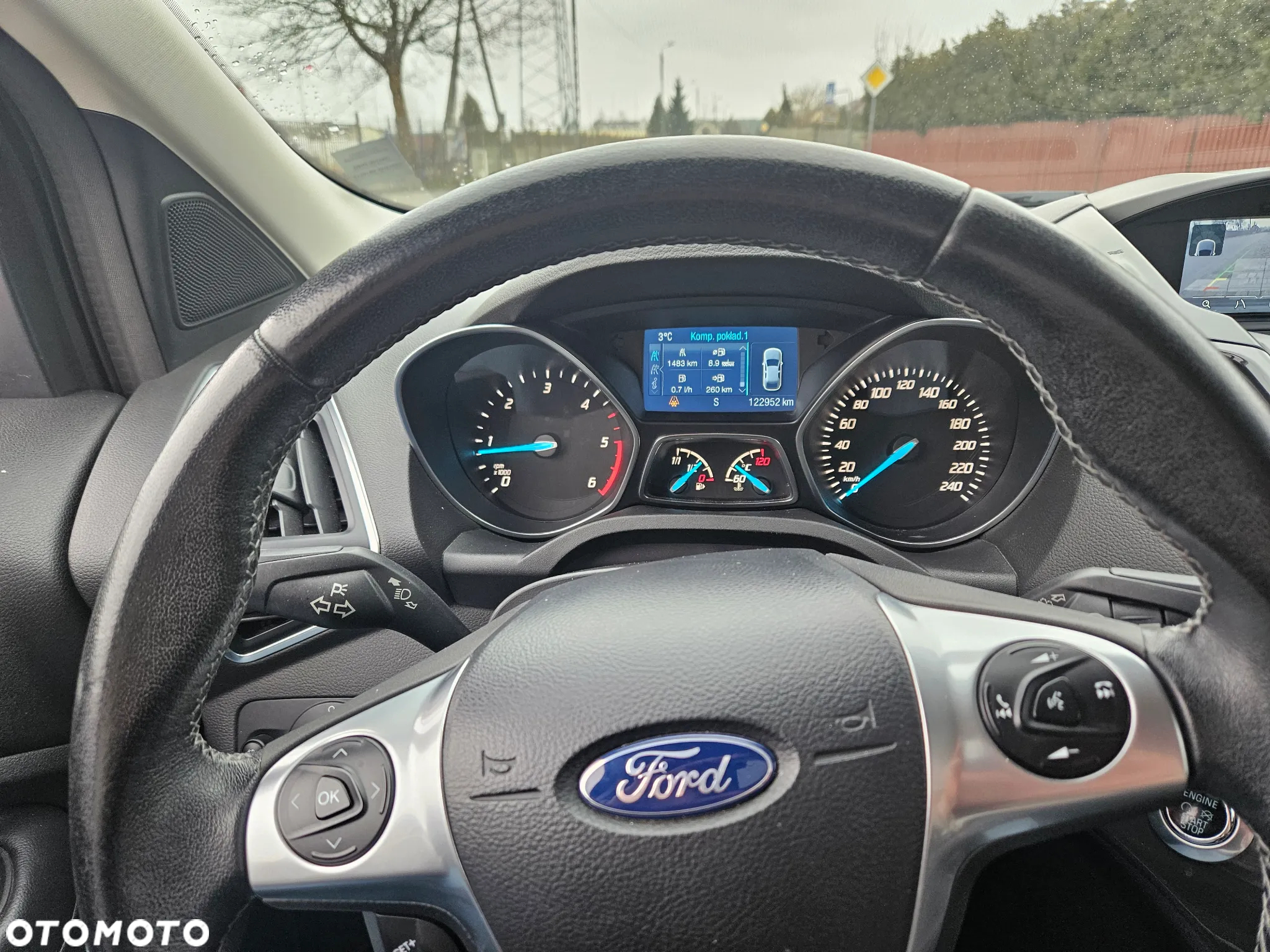Ford Kuga - 31