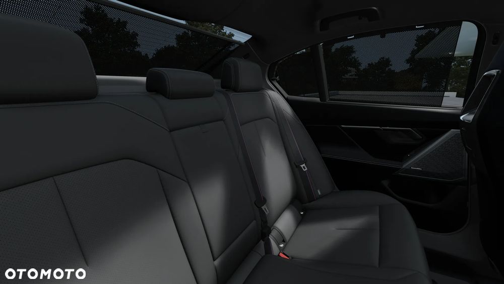 BMW Seria 5 540d xDrive mHEV M Sport - 14