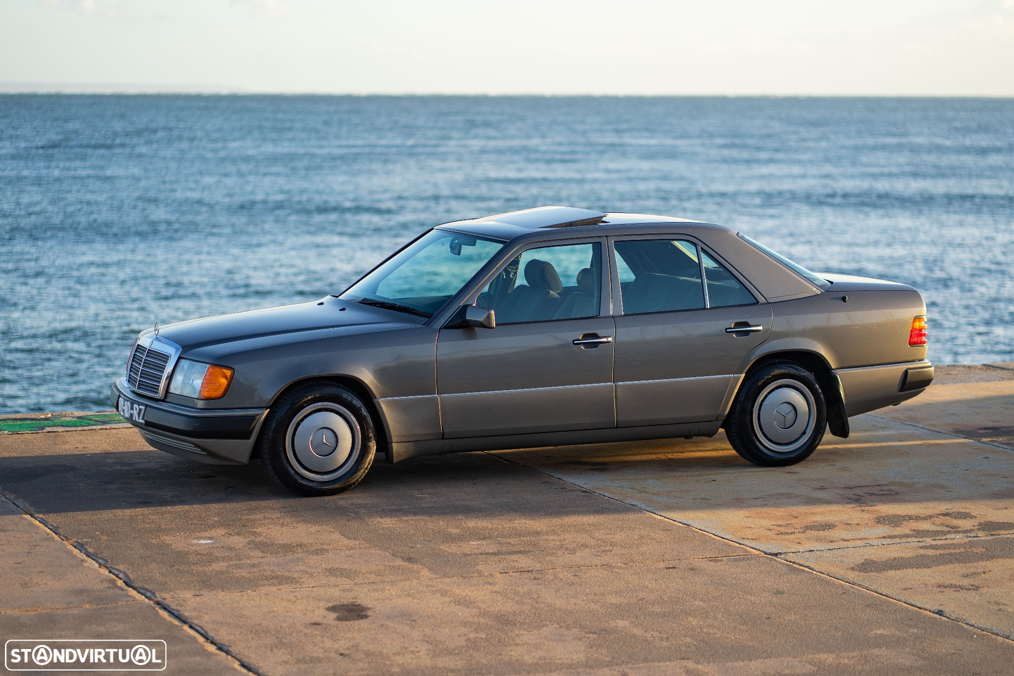 Mercedes-Benz E 250 - 13