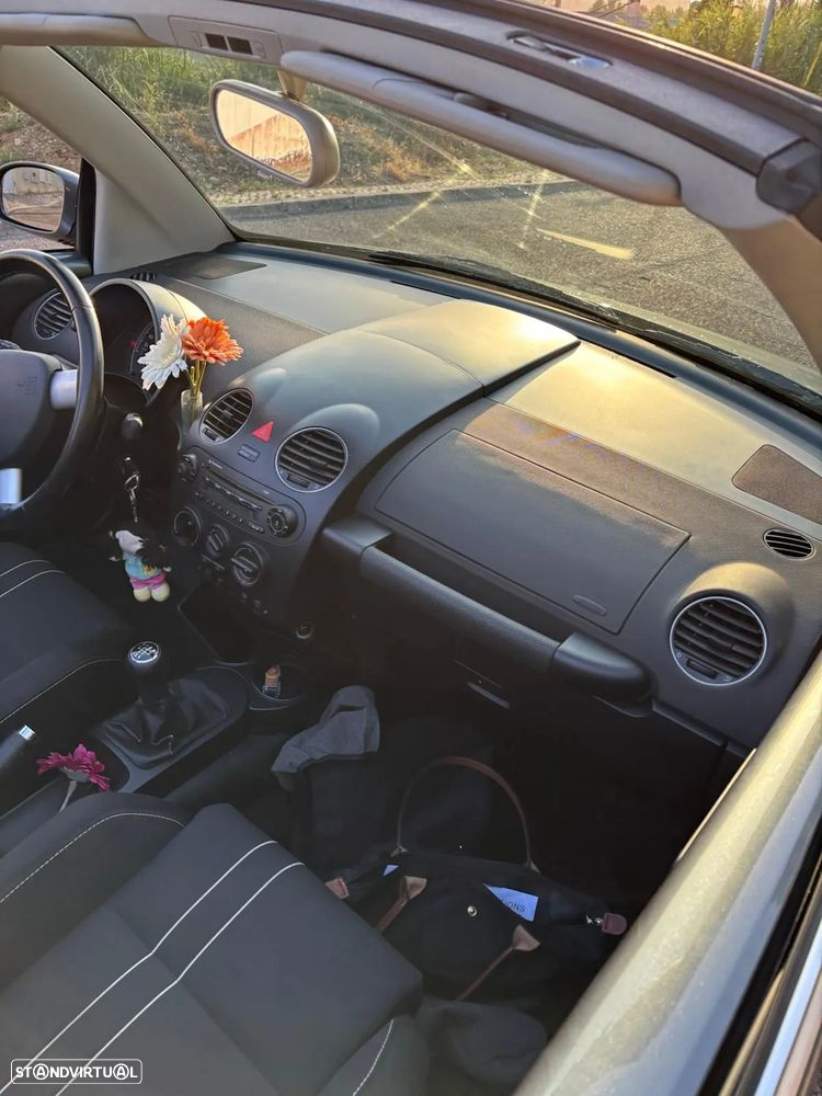 VW New Beetle Cabriolet 1.6 Freestyle - 21